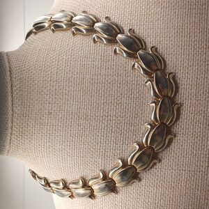 Trifari Tulip Choker